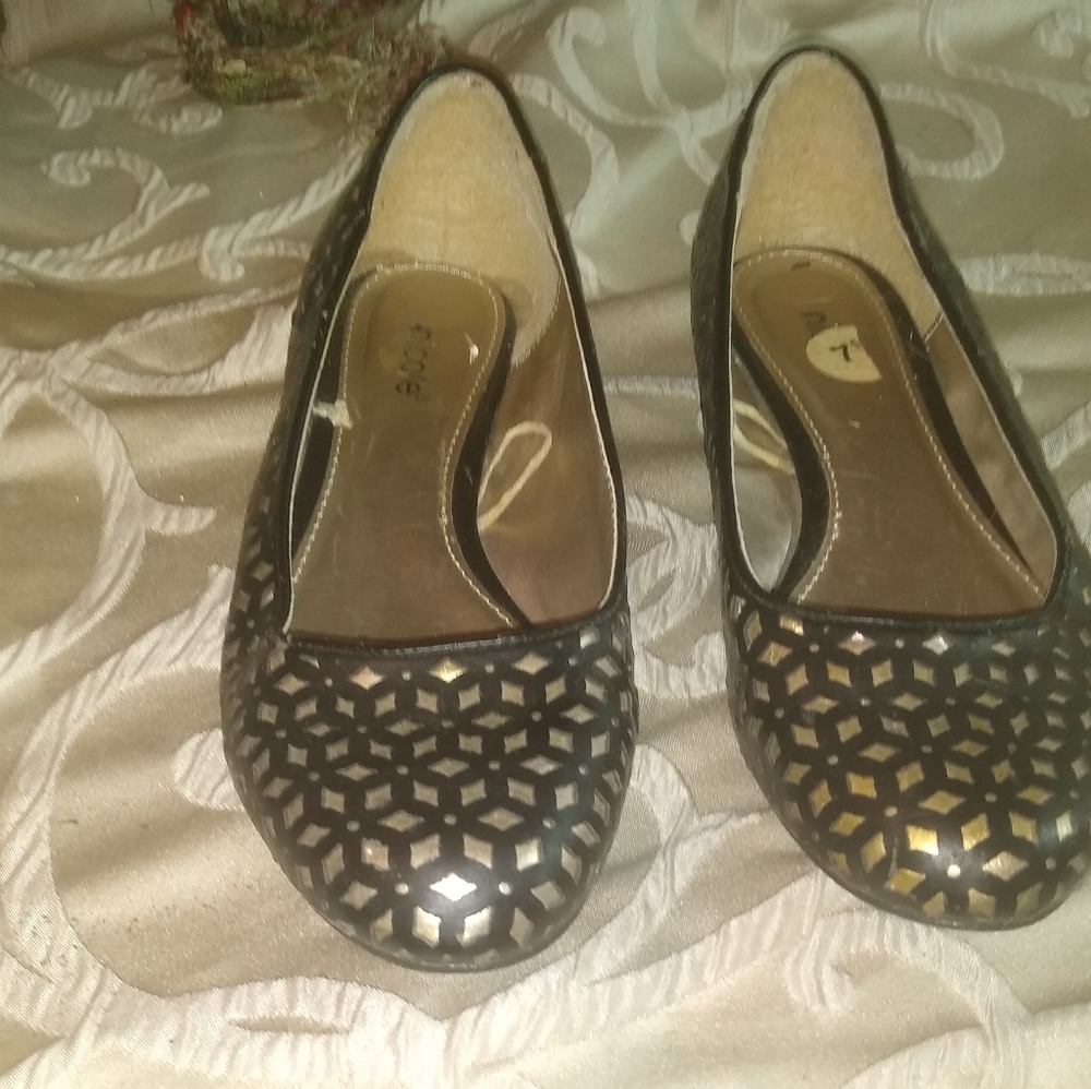Nicole flats